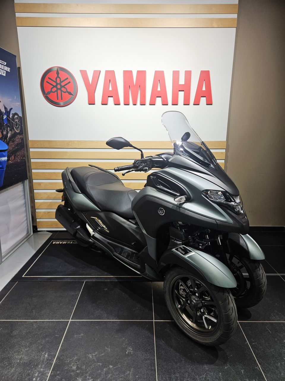YAMAHA TRICITY 300 4