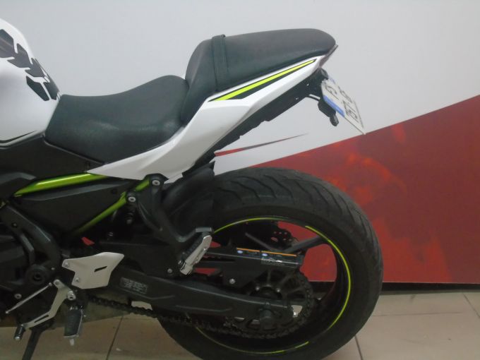 KAWASAKI Z 650 ABS 4