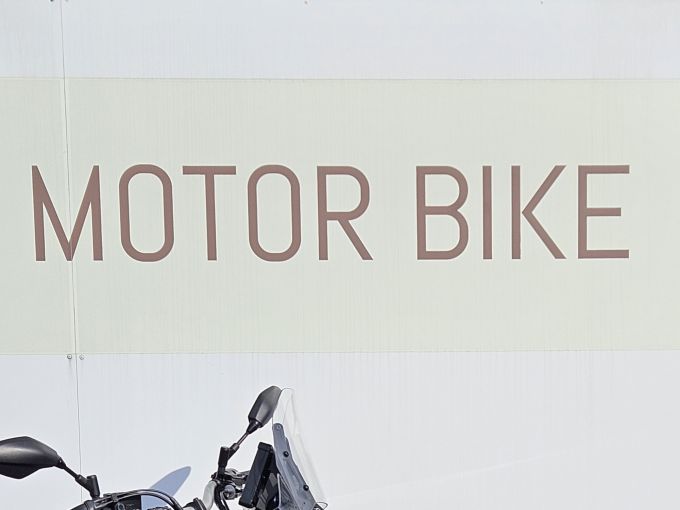 YAMAHA XTZ TENERE 700 4
