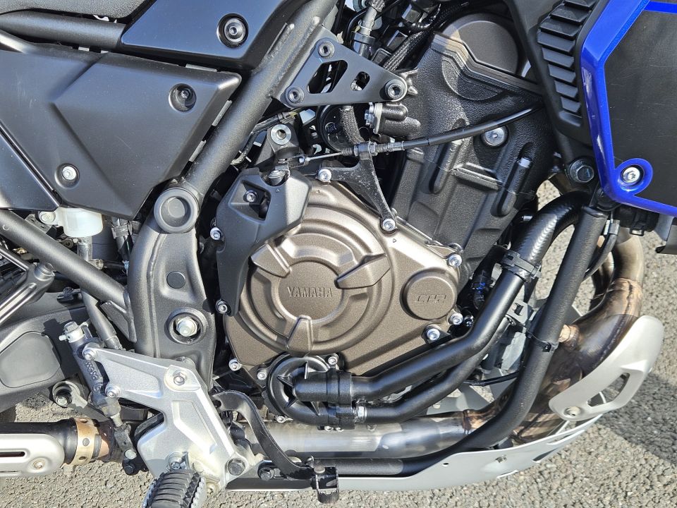 YAMAHA XTZ TENERE 700 4