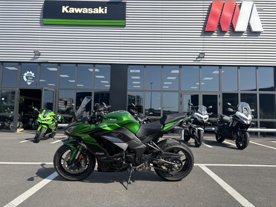 KAWASAKI NINJA 1100 SX SE 4