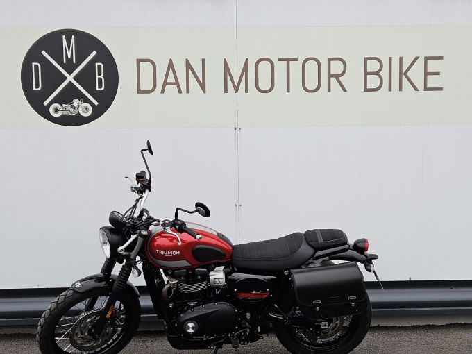 TRIUMPH STREET SCRAMBLER  900 4