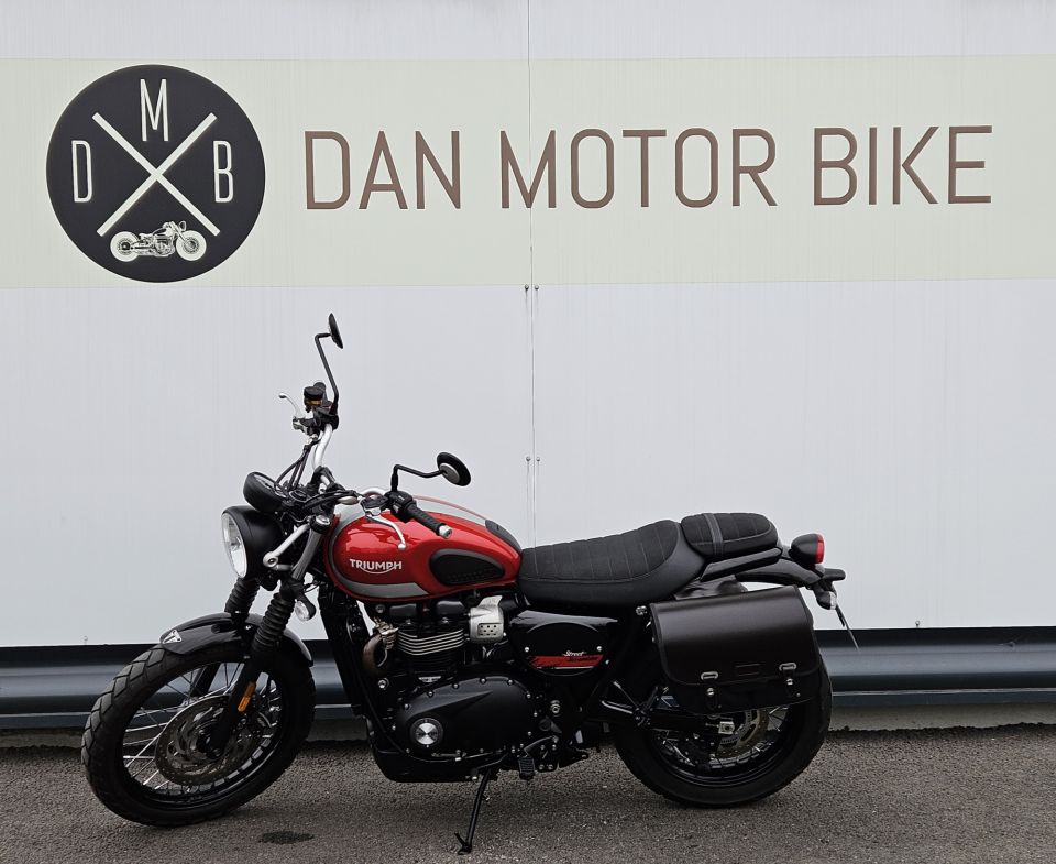 TRIUMPH STREET SCRAMBLER  900 4