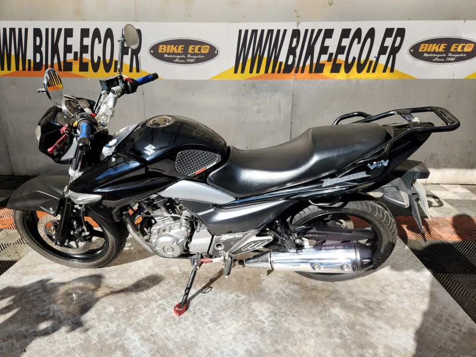 SUZUKI GW 250 INAZUMA 4