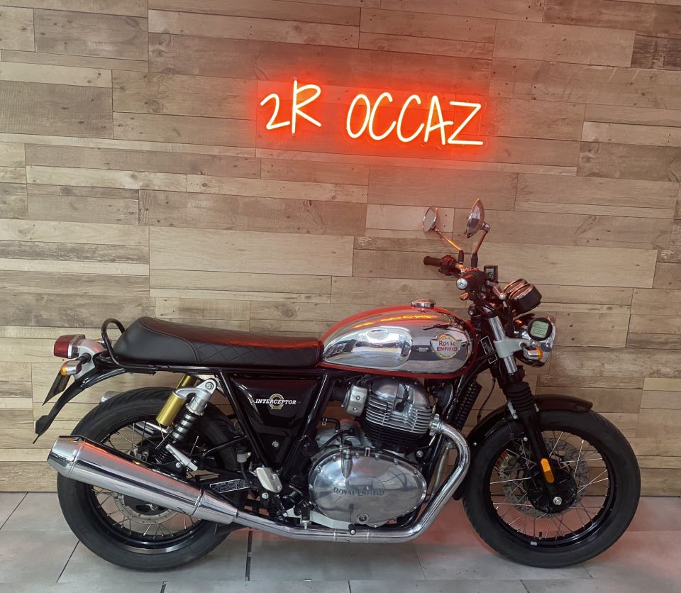 ROYAL ENFIELD INTERCEPTOR 4