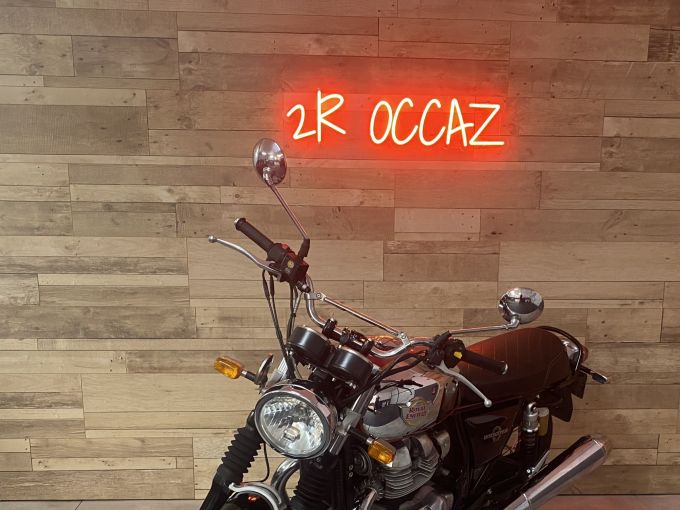 ROYAL ENFIELD INTERCEPTOR 4