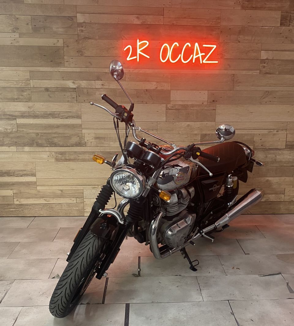 ROYAL ENFIELD INTERCEPTOR 4