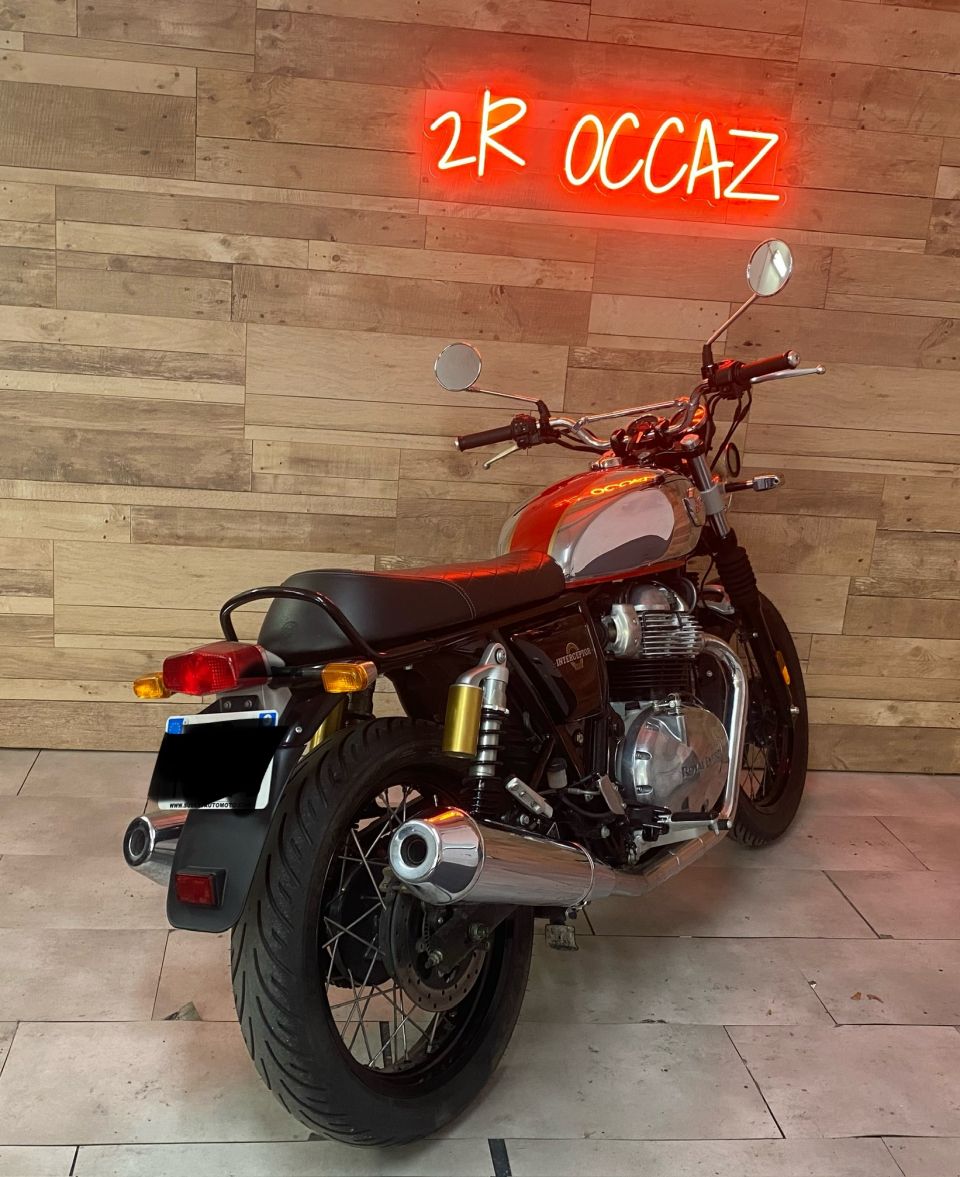 ROYAL ENFIELD INTERCEPTOR 4