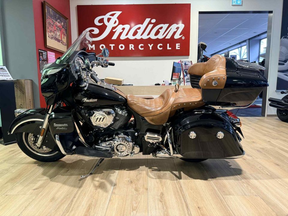 INDIAN ROADMASTER 1800 4