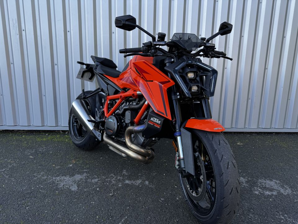 KTM 1390 SUPER DUKE R EVO 4