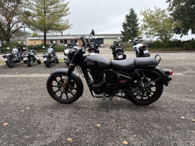 ROYAL ENFIELD Classic 350 4