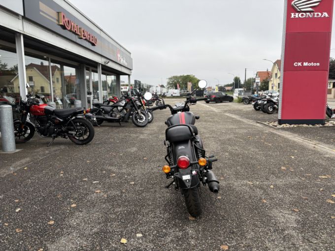 ROYAL ENFIELD Classic 350 4