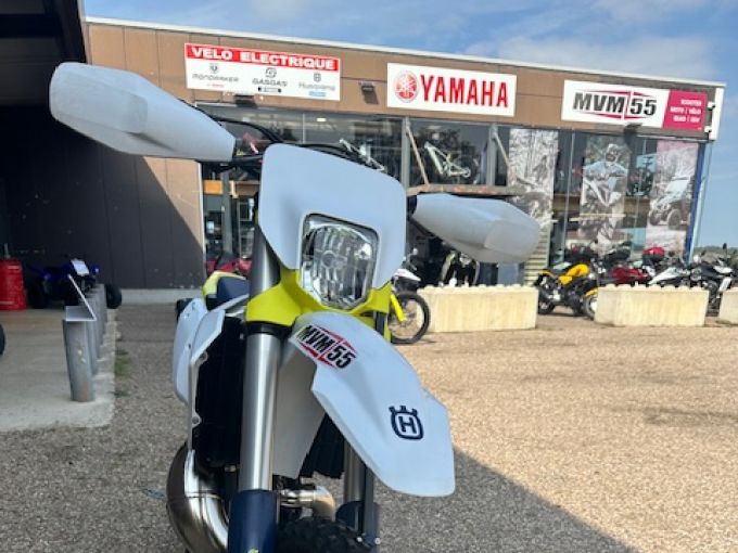 HUSQVARNA TE 300 I 4