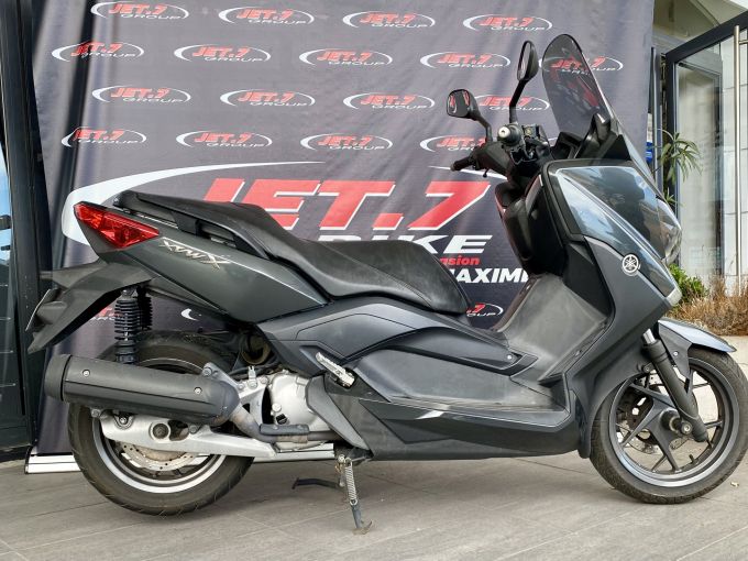 YAMAHA X-MAX 125 4