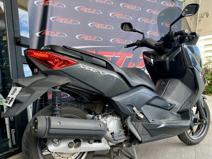 YAMAHA X-MAX 125 4