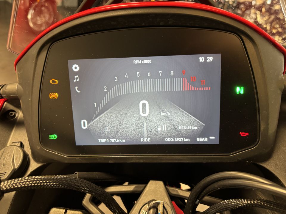 MOTO MORINI X-cape 650 4