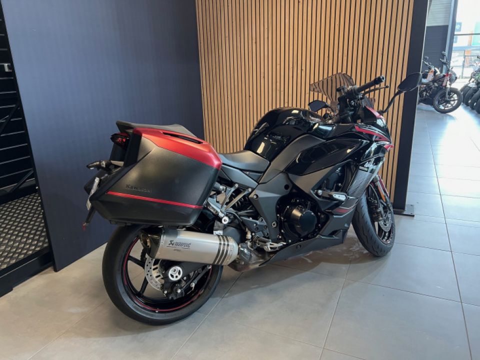 KAWASAKI NINJA 1100 SX SE 4