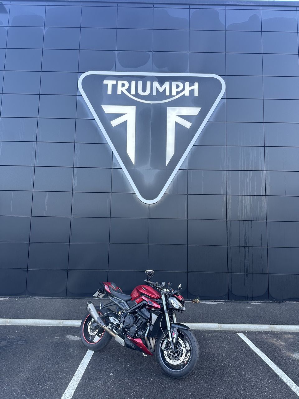 TRIUMPH STREET TRIPLE 765 RS 4