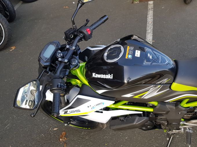 KAWASAKI Z-125 4