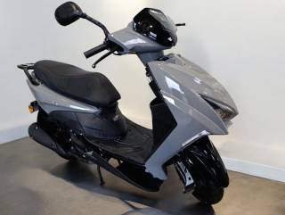 TNT MOTOR TY 50 QT - 2025