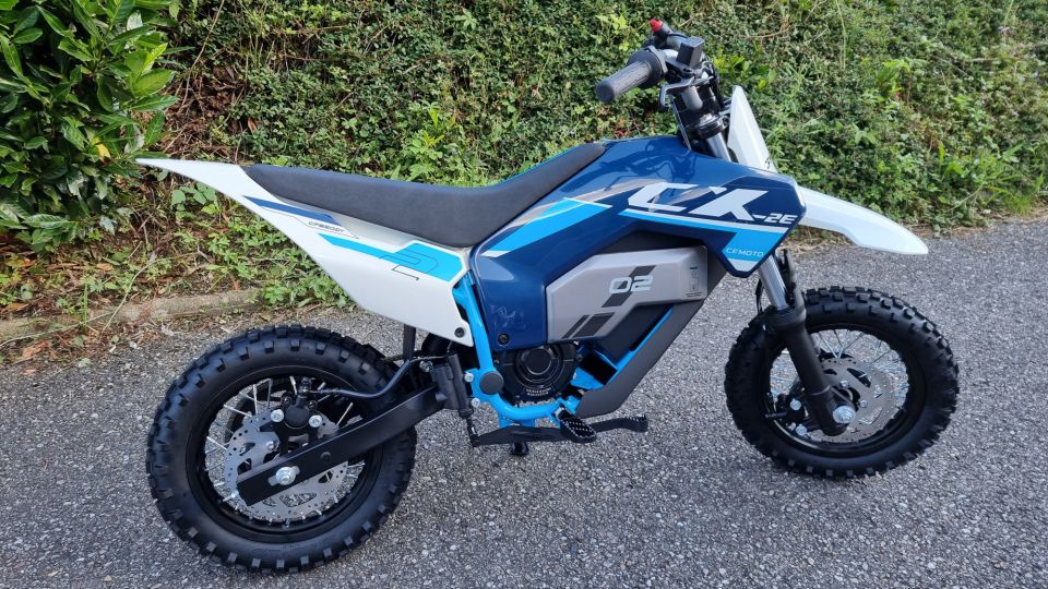 CF MOTO CX-2E 4