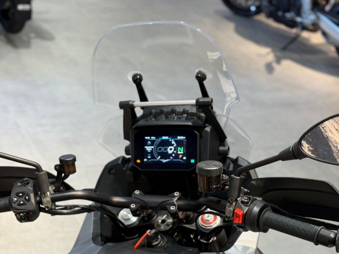 MOTO GUZZI STELVIO 4