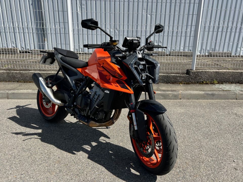 KTM 990 DUKE 4