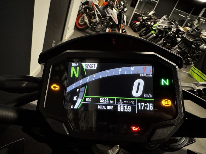 KAWASAKI Z 900 4