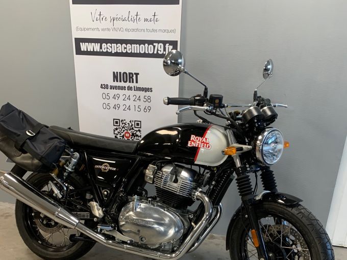 ROYAL ENFIELD INTERCEPTOR 4