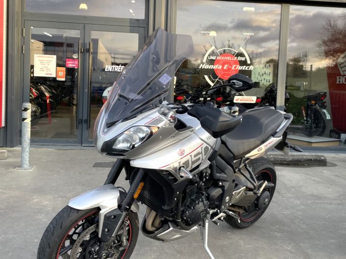 TRIUMPH TIGER 1050 ABS 4