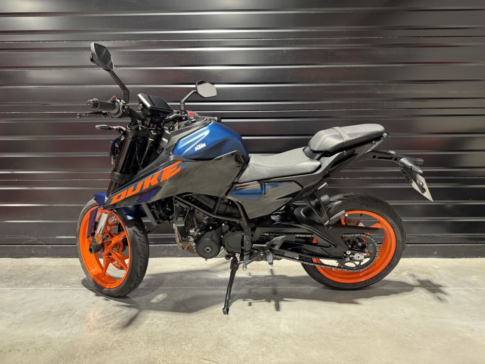 KTM KTM 125 DUKE 2024 4