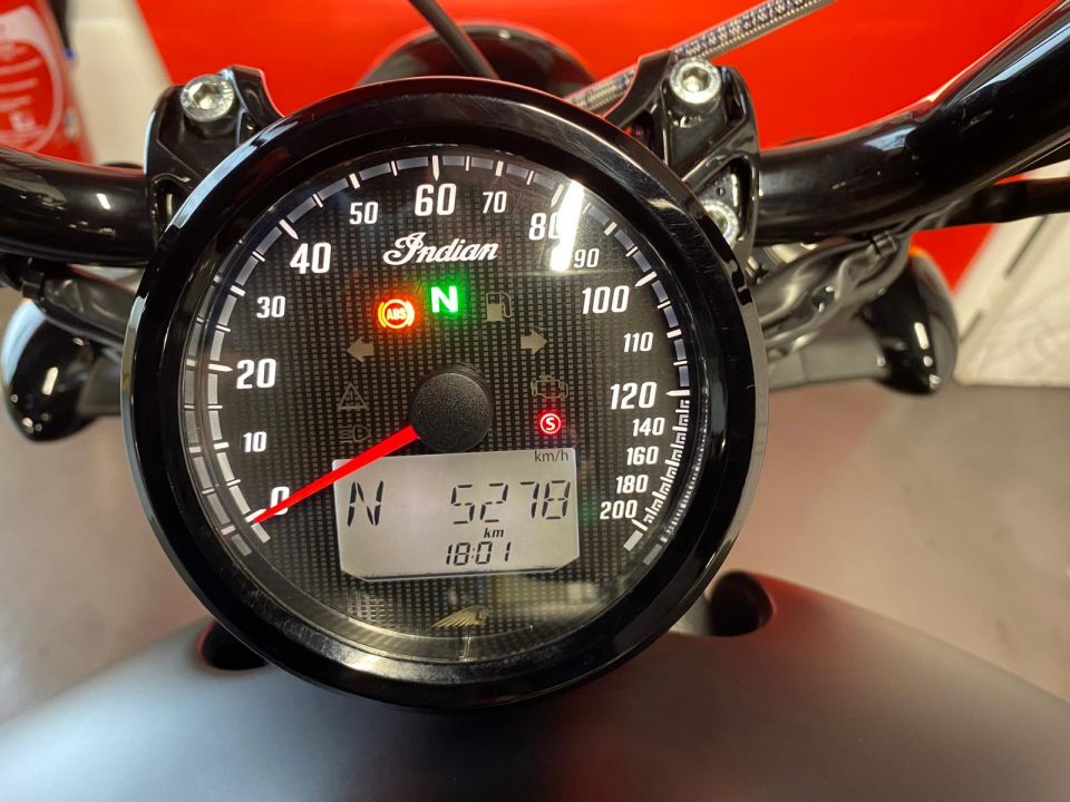 INDIAN SCOUT BOBBER SIXTY 4
