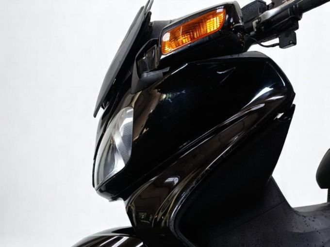 SUZUKI BURGMAN 650 4