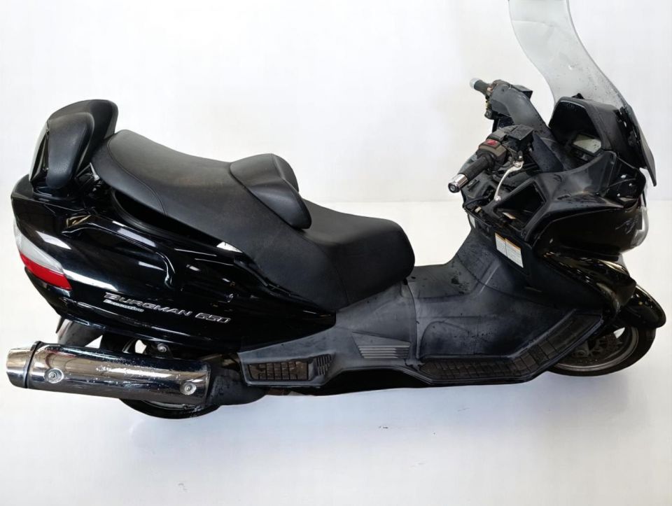 SUZUKI BURGMAN 650 4