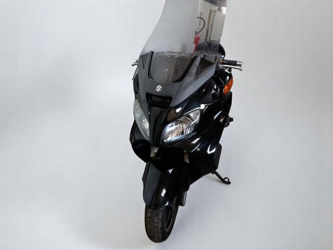 SUZUKI BURGMAN 650 4