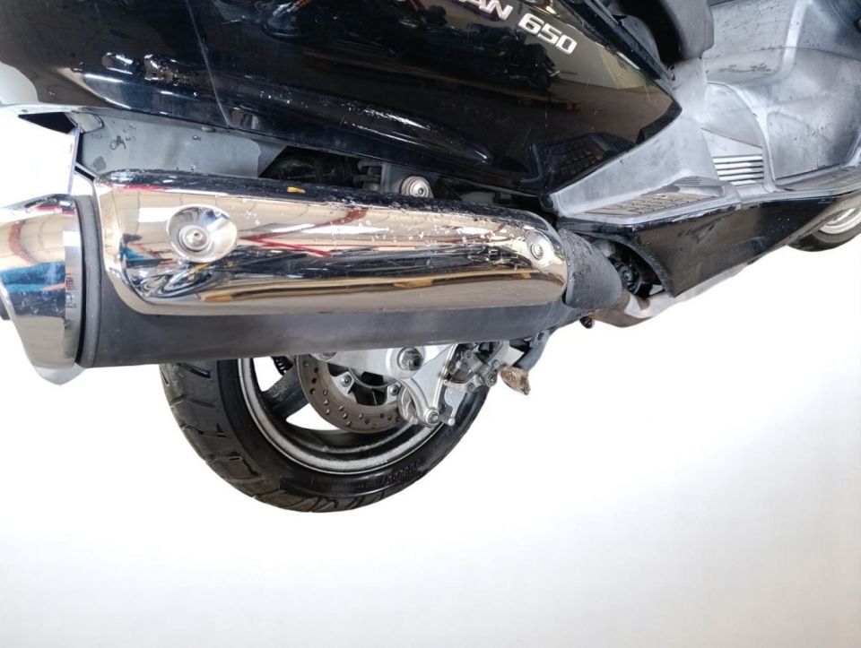 SUZUKI BURGMAN 650 4