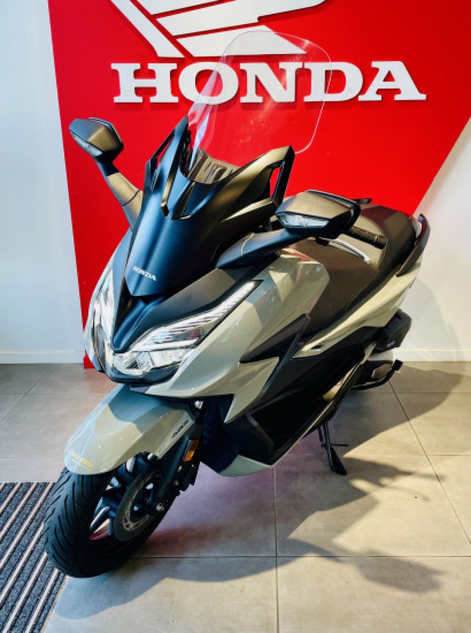 HONDA FORZA 125 ABS 4