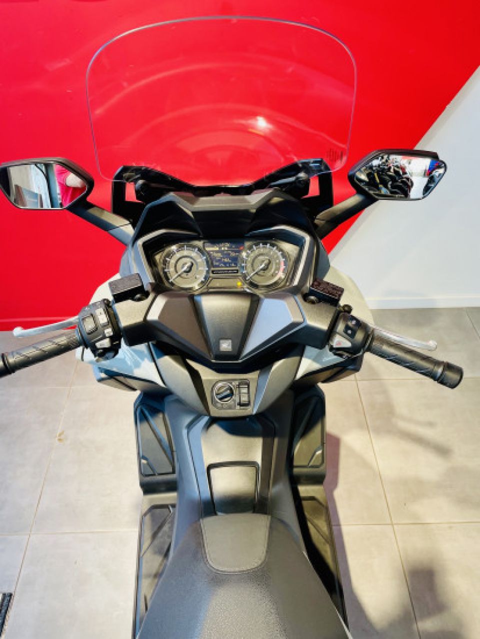 HONDA FORZA 125 ABS 4