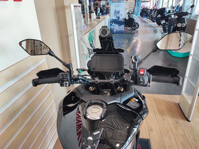 YAMAHA TRACER 9 GT + 4