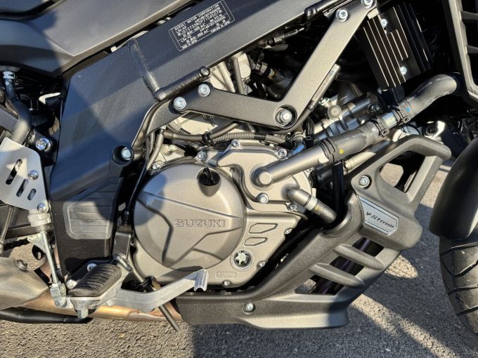 SUZUKI DL V-STROM 650XT 4