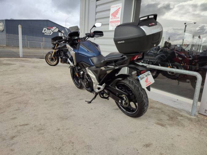 HONDA NC750X 4