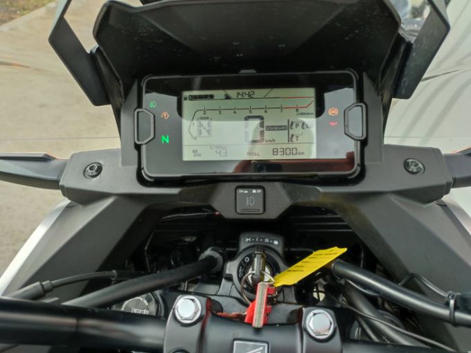 HONDA NC750X 4