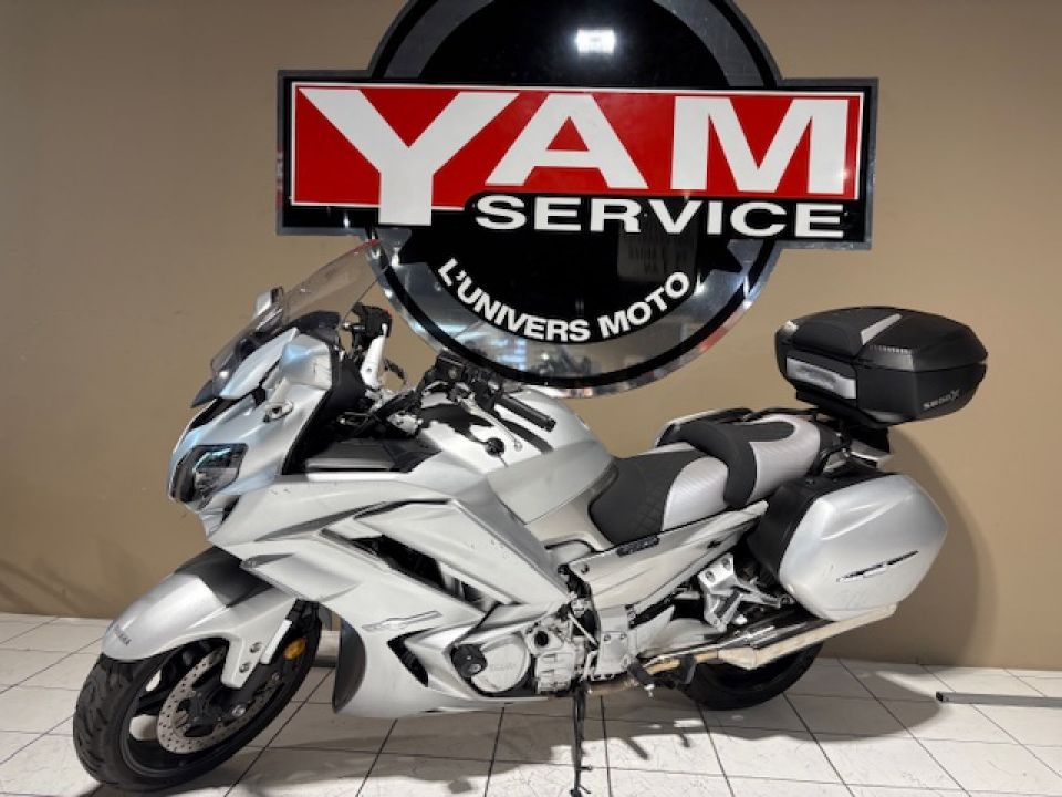 YAMAHA FJR 1300 ABS 4