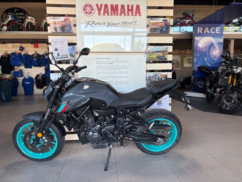 YAMAHA MT-07 BAGSTER FAIBLE KILOMETRAGE 90€/MOIS* GARANTIE 12 MOIS 4