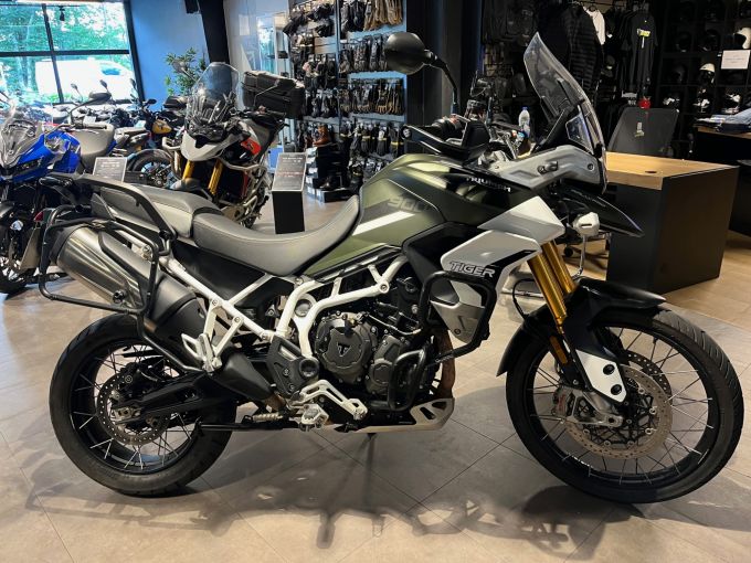 TRIUMPH TIGER 900 RALLY PRO 4