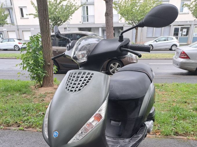 PIAGGIO ZIP 50 4T 4