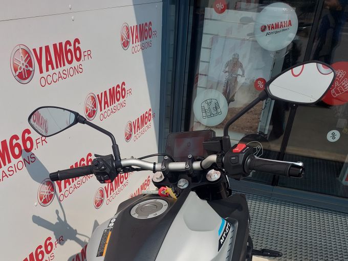 YAMAHA MT-07 (47.5CV) 4