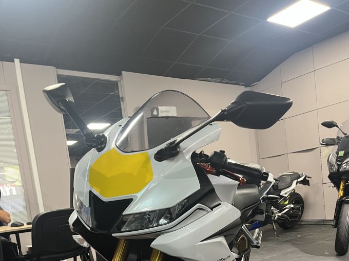 YAMAHA R125 World GP 60th Anniversary 4