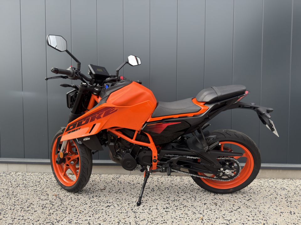 KTM KTM 390 DUKE 2024 4