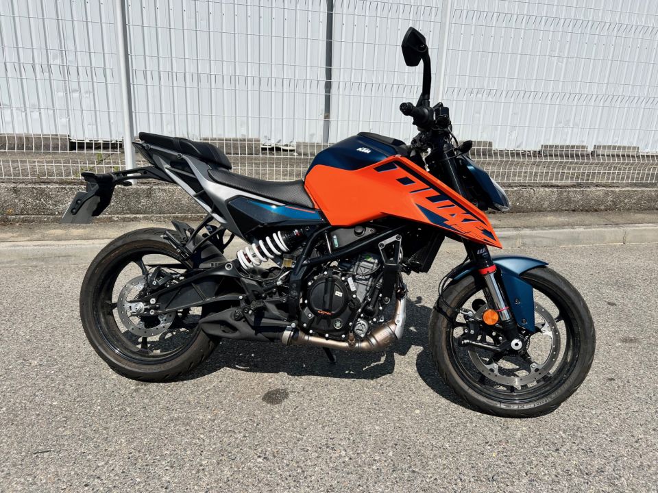 KTM 125 DUKE 4